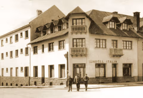Esquina histórica de Mitre